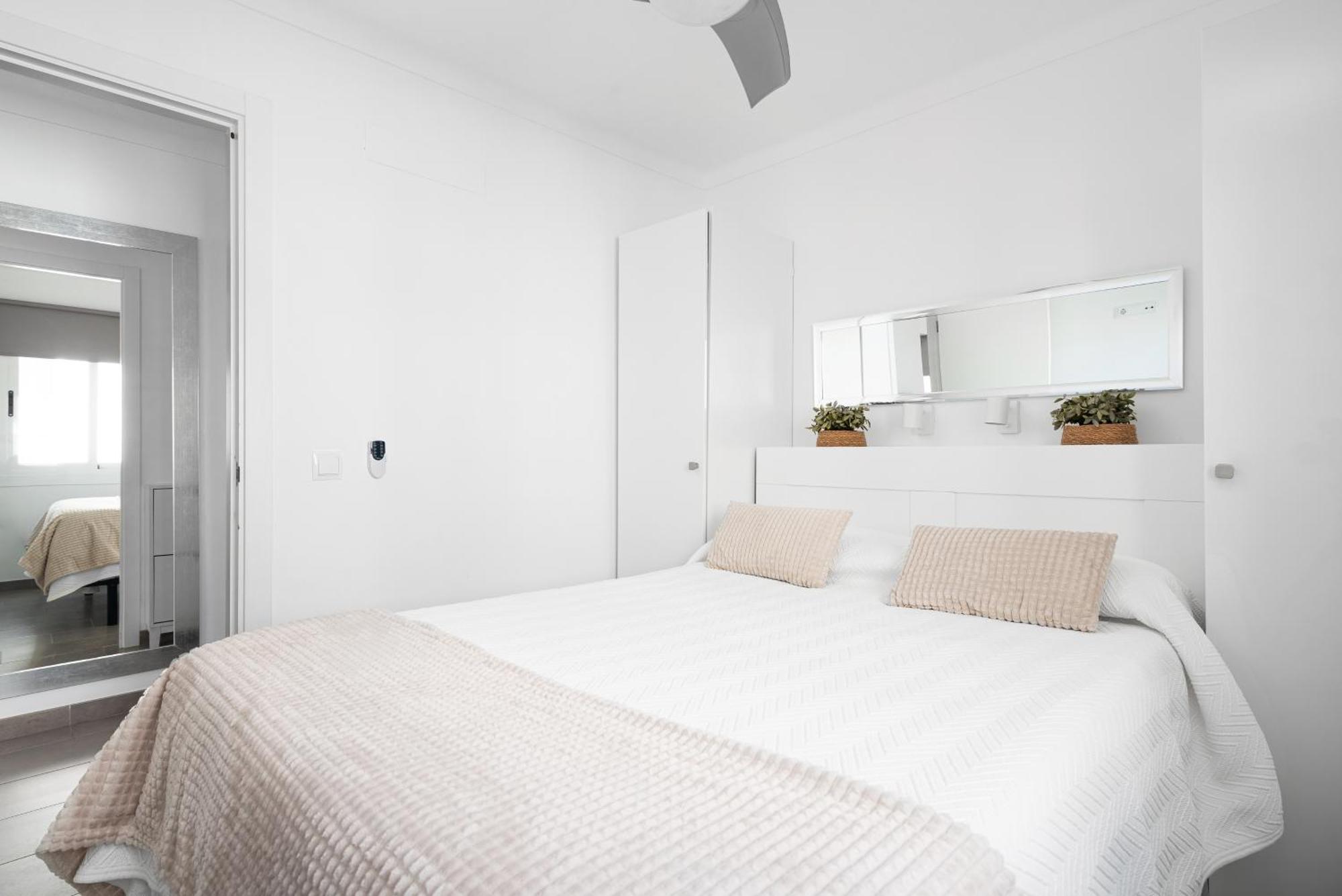 Concha Junto A Playa, Clavells 1 1er D Apartment